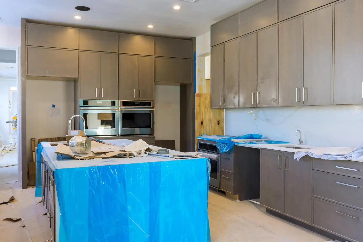 Closed kitchen layout before renovation in South Riding VA with limited space