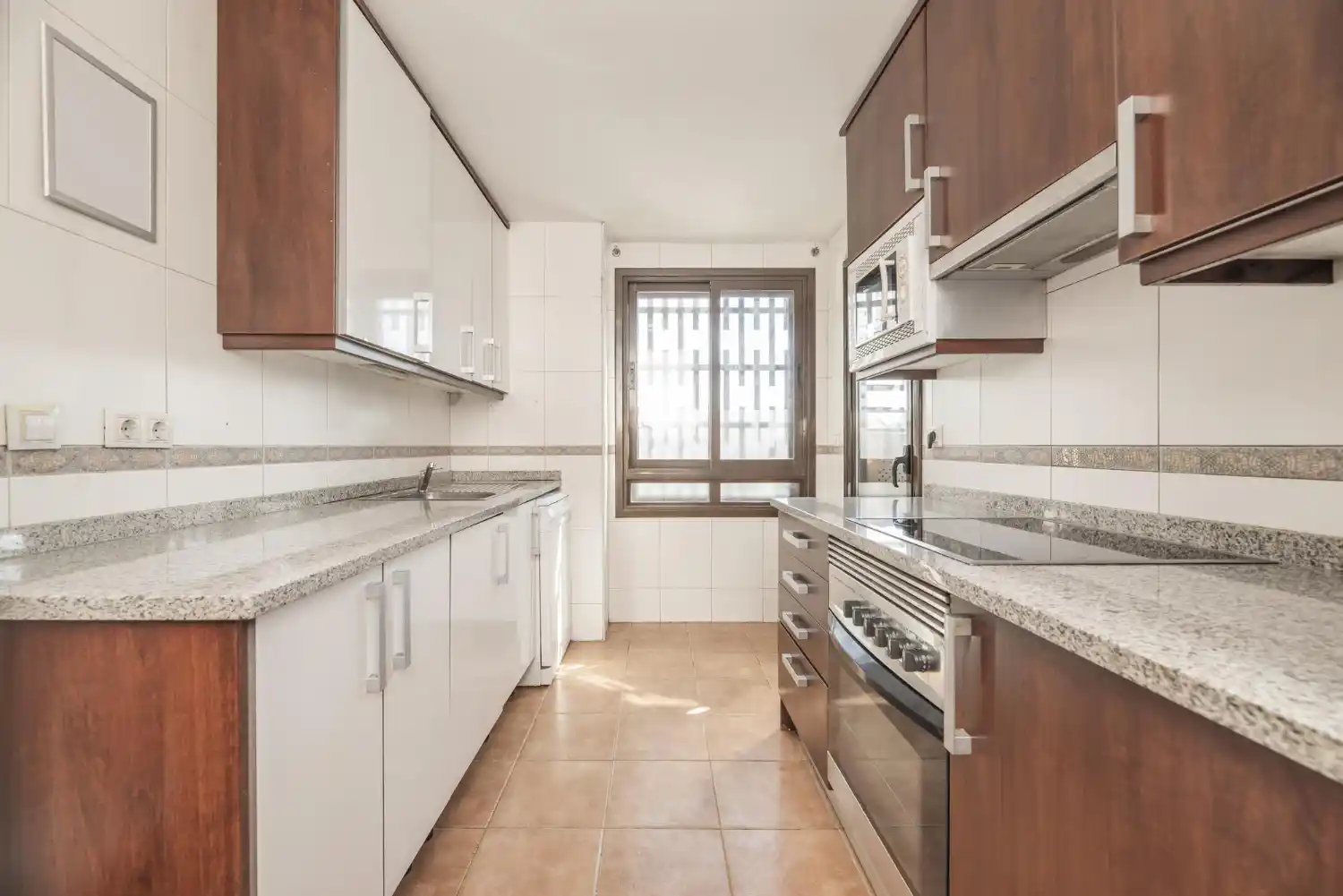 Contemporary Kitchen Design and Remodeling Project